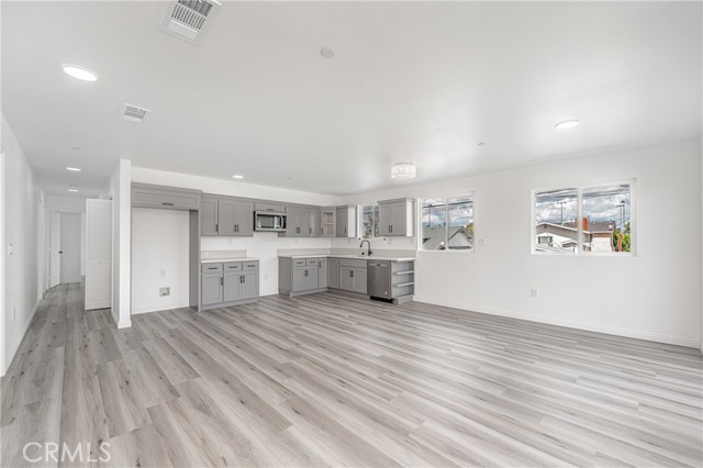 Detail Gallery Image 23 of 72 For 3653 Halldale Ave, Los Angeles,  CA 90018 - – Beds | – Baths