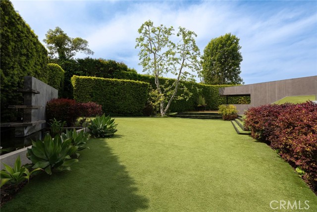 Drew Fenton | 314 N Barrington Avenue Los Angeles CA | MLS: 7143725