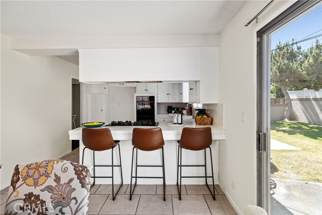 1941 W 235th Place, Torrance CA: https://media.crmls.org/medias/d2deb7a2-755e-4105-8fbf-9f0e093ad6bf.jpg