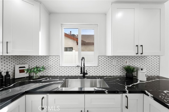 Detail Gallery Image 14 of 39 For 14549 Blackbush Rd, Moreno Valley,  CA 92553 - 3 Beds | 2 Baths