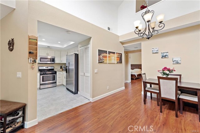 Image 4 of 9 For 20033 Shamrock