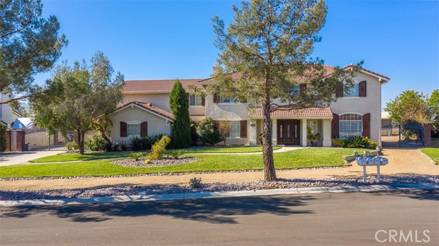 2372 Stallion Dr, Norco, CA 92860