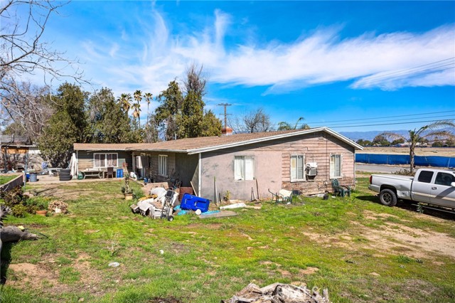 Detail Gallery Image 9 of 10 For 11178 Locust Ave, Bloomington,  CA 92316 - 3 Beds | 1 Baths