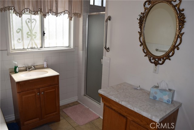 Detail Gallery Image 11 of 24 For 212 N 3rd St, Montebello,  CA 90640 - 3 Beds | 1 Baths
