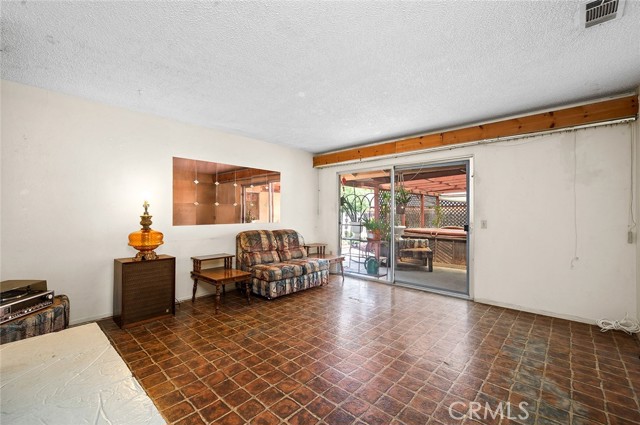 Image 30 of 47 For 1500 Country Club Drive