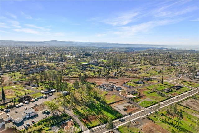 772 Willow Street, Paradise CA: https://media.crmls.org/medias/d2e1ffad-7593-488a-9e82-4d27536a9ddb.jpg