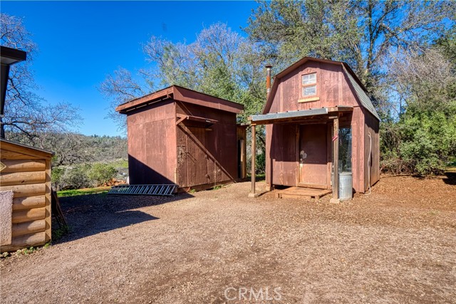 Detail Gallery Image 14 of 52 For 21684 Palmer Rd, Lower Lake,  CA 95461 - 3 Beds | 2 Baths
