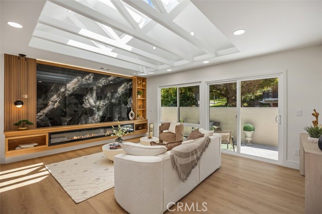 Detail Gallery Image 3 of 41 For 3253 San Amadeo #P,  Laguna Woods,  CA 92637 - 2 Beds | 2 Baths