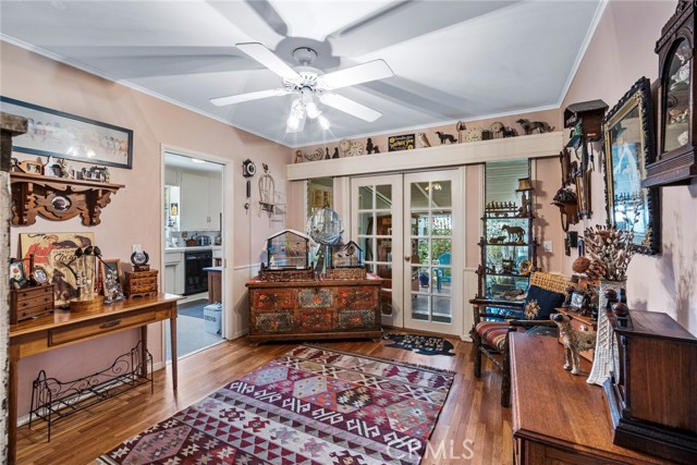 132 N Jewell Place, Orange CA: https://media.crmls.org/medias/d2e2c29a-e91c-4d86-a62a-c56d0738fdcc.jpg