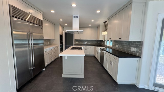 Detail Gallery Image 8 of 45 For 30 Misty Acres Rd, Rolling Hills Estates,  CA 90274 - 7 Beds | 4/1 Baths