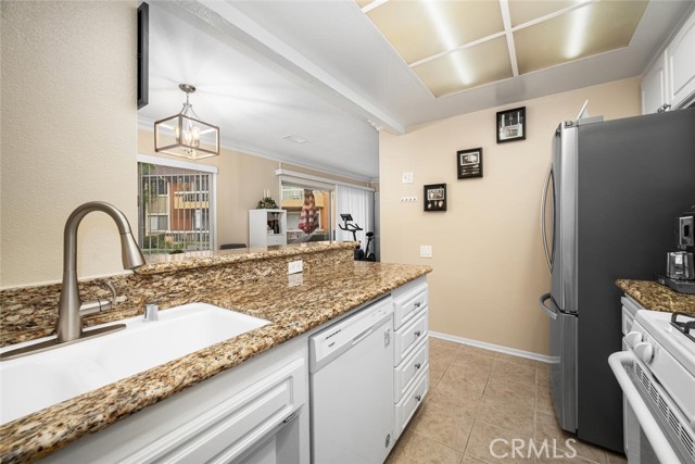 Detail Gallery Image 9 of 31 For 16040 Leffingwell Rd #25,  Whittier,  CA 90603 - 2 Beds | 2 Baths