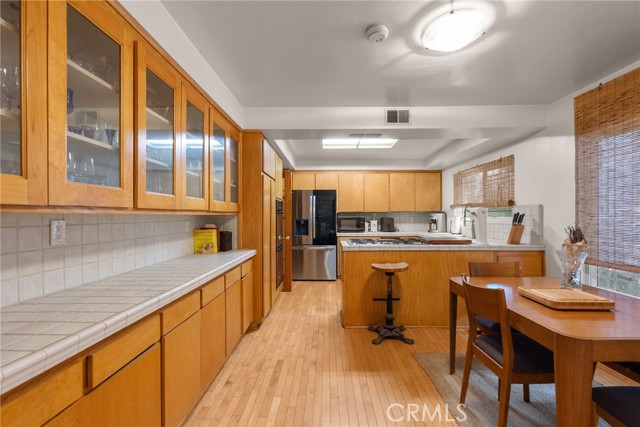 11821 Balboa, Granada Hills CA: https://media.crmls.org/medias/d2e3eacc-0fbb-4833-a8de-f9e121f26d67.jpg