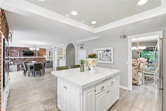 Detail Gallery Image 13 of 45 For 980 S Rutgers Circle, Anaheim Hills,  CA 92807 - 3 Beds | 3 Baths