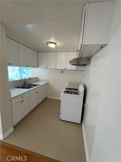 Detail Gallery Image 5 of 6 For 366 Vecino Dr #1,  Covina,  CA 91723 - 1 Beds | 1 Baths