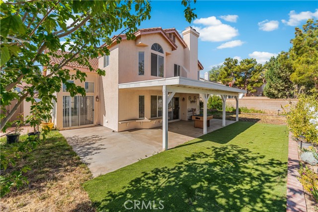 1215 Date Palm Drive, Palmdale CA: https://media.crmls.org/medias/d2e50330-75da-43d4-9133-c516bb498321.jpg
