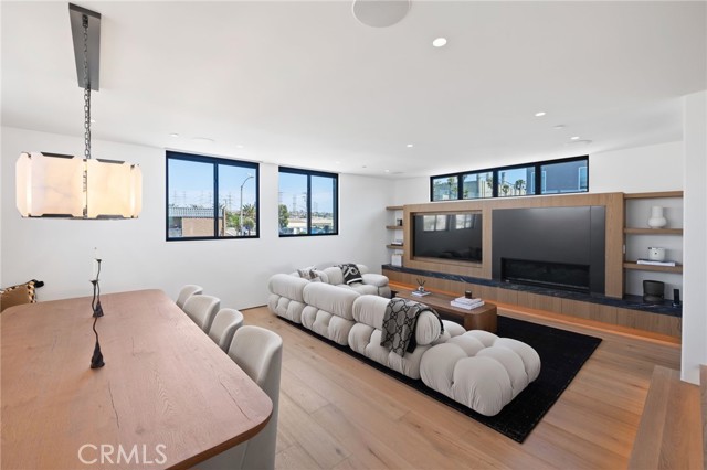 Detail Gallery Image 31 of 75 For 12 the Strand, Hermosa Beach,  CA 90254 - 4 Beds | 5 Baths