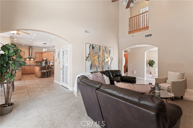 Detail Gallery Image 14 of 68 For 1503 Blossom Ct, Redlands,  CA 92373 - 5 Beds | 4/1 Baths