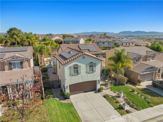 Detail Gallery Image 3 of 37 For 28331 Alton Way, Castaic,  CA 91384 - 5 Beds | 3 Baths