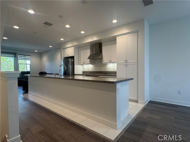 7689 Sage Drive, Pico Rivera CA: https://media.crmls.org/medias/d2e7a079-90e8-44f7-bba1-ee4c5c3bb867.jpg
