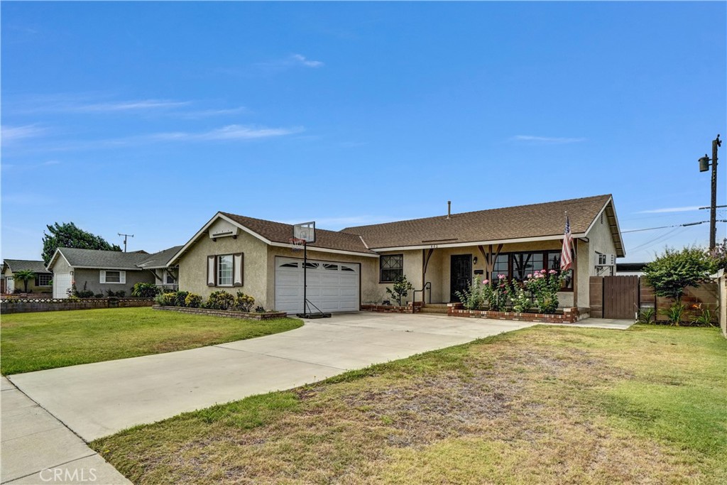802 Harmony Lane