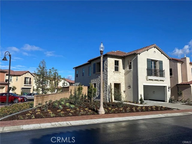 120 White Jasmine, Irvine CA: https://media.crmls.org/medias/d2e814bc-c869-4ecb-bd84-d8e7343f6bf7.jpg