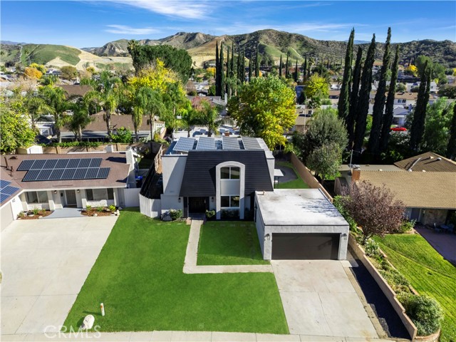 Detail Gallery Image 3 of 38 For 28218 Oaklar Dr, Saugus,  CA 91350 - 4 Beds | 3 Baths