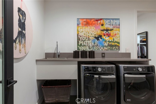 Detail Gallery Image 34 of 50 For 5473 E 4th, Long Beach,  CA 90814 - 3 Beds | 2/1 Baths