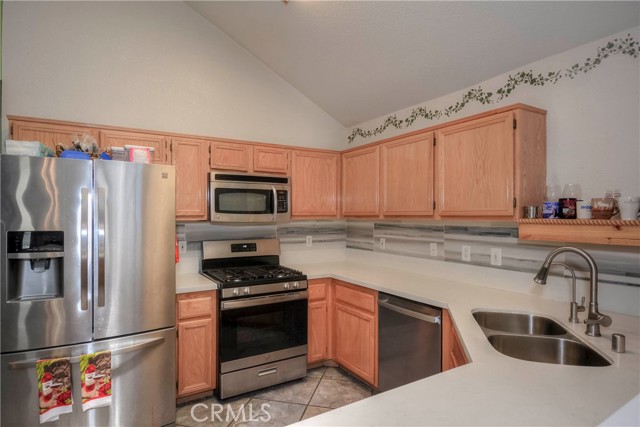 2613 Sheridan Road, San Bernardino CA: https://media.crmls.org/medias/d2ea48c7-3937-474a-b22d-f21c3438179b.jpg