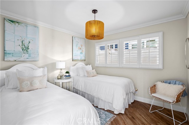 708 Orchid Avenue, Corona del Mar CA: https://media.crmls.org/medias/d2ea682b-4c6d-4e64-a84c-9d6672f6ea1b.jpg
