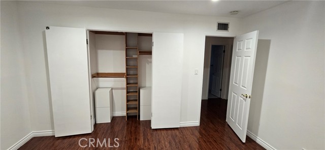 Detail Gallery Image 10 of 19 For 10937 Collett Ave, Granada Hills,  CA 91344 - 3 Beds | 2 Baths