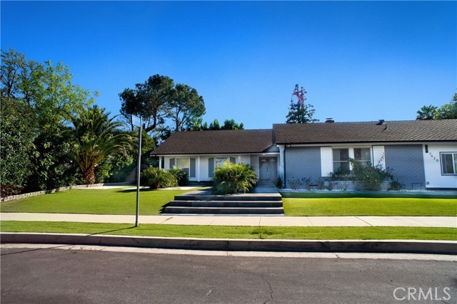 Detail Gallery Image 4 of 18 For 7622 Pomelo Dr, West Hills,  CA 91304 - 5 Beds | 3 Baths