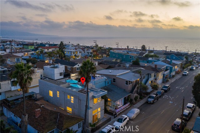 354 Longfellow Avenue, Hermosa Beach, California 90254, 3 Bedrooms Bedrooms, ,1 BathroomBathrooms,Residential,Sold,Longfellow,SB21263217