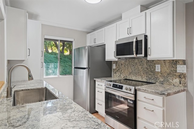 26331 Oakspur Drive, C photo 7