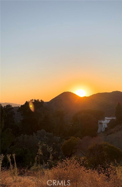 Detail Gallery Image 34 of 35 For 9473 Reverie Rd, Tujunga,  CA 91042 - 4 Beds | 3 Baths