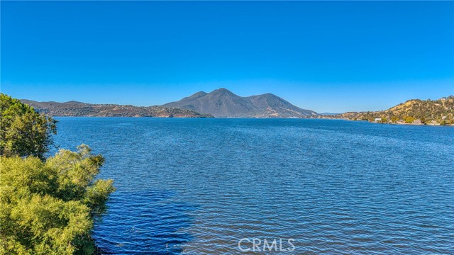 Detail Gallery Image 24 of 35 For 14051 - 14043 Lakeshore Dr #5 & 6,  Clearlake,  CA 95422 - 2 Beds | 2 Baths