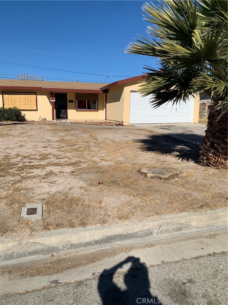 359 E Langhorn Street