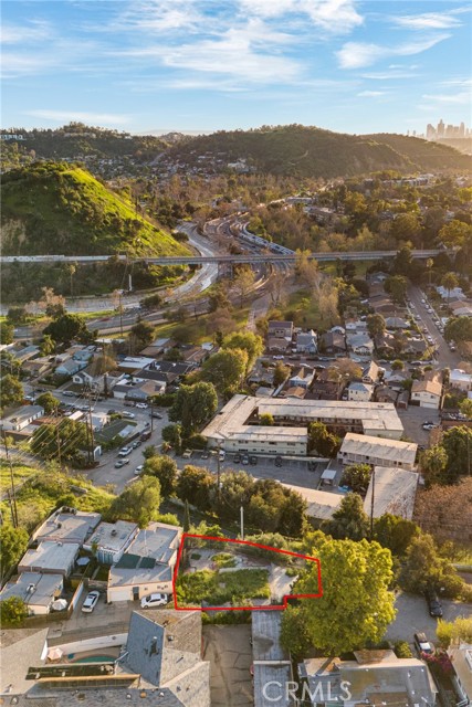 Detail Gallery Image 8 of 8 For 133 S Avenue 64, Los Angeles,  CA 90042 - – Beds | – Baths