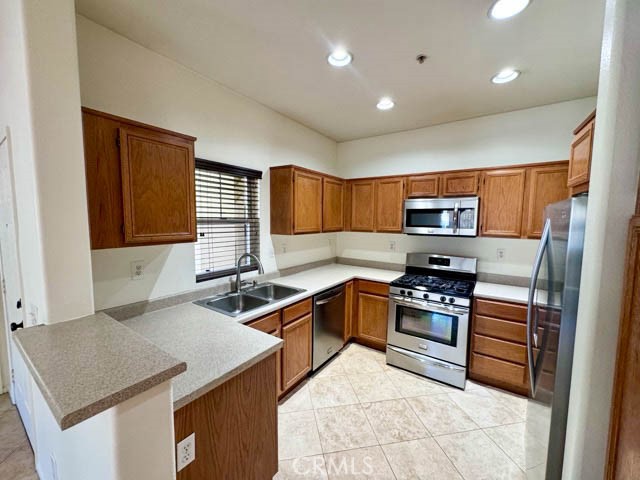 Detail Gallery Image 8 of 29 For 26490 Arboretum Way #1401,  Murrieta,  CA 92563 - 2 Beds | 2 Baths