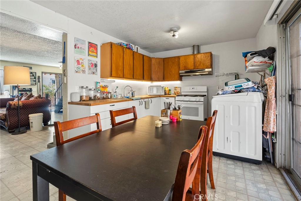 MLS #OC25222143 image #11