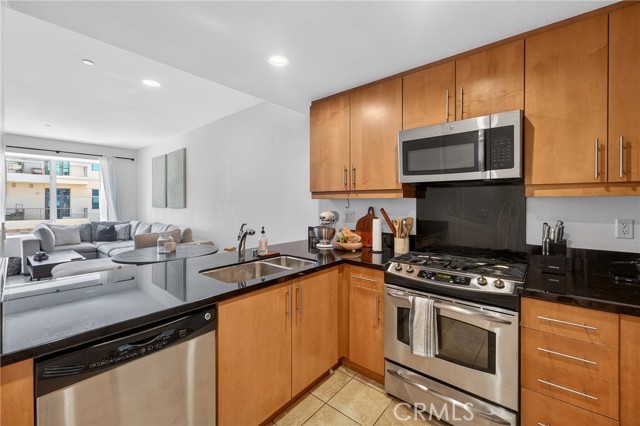 Detail Gallery Image 18 of 46 For 150 the Promenade #415,  Long Beach,  CA 90802 - 2 Beds | 2 Baths