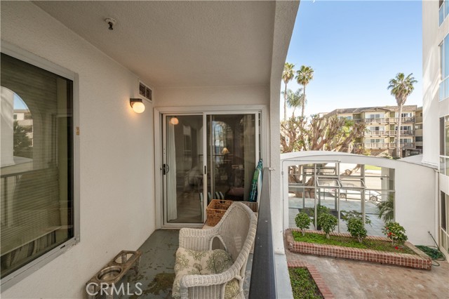 Detail Gallery Image 7 of 30 For 565 Esplanade #202,  Redondo Beach,  CA 90277 - 1 Beds | 1 Baths