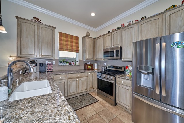 Detail Gallery Image 13 of 51 For 1771 N Forest Oaks, Beaumont,  CA 92223 - 2 Beds | 2 Baths