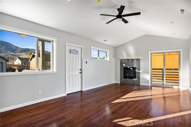 Detail Gallery Image 11 of 23 For 2217 Juniper Ln, Big Bear City,  CA 92314 - 2 Beds | 2 Baths