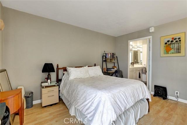 1750 E Ocean Boulevard, Long Beach CA: https://media.crmls.org/medias/d2f42be1-3e2a-4e12-a505-eeea381e816d.jpg