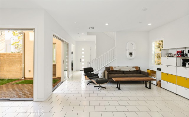 Detail Gallery Image 11 of 40 For 107 Terrapin, Irvine,  CA 92618 - 3 Beds | 2/1 Baths