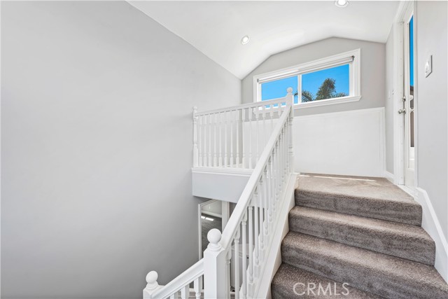 703 Marguerite Avenue, Corona del Mar CA: https://media.crmls.org/medias/d2f54424-8333-4228-8ba7-09012ac1f222.jpg