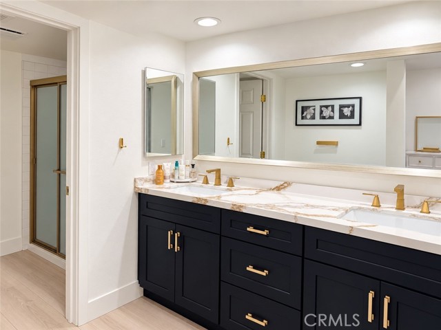 2 Bed Home for Sale in Burbank, California
