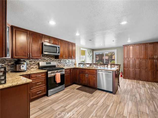 Detail Gallery Image 14 of 61 For 9150 Boxwood Ave, Fontana,  CA 92335 - 3 Beds | 2 Baths