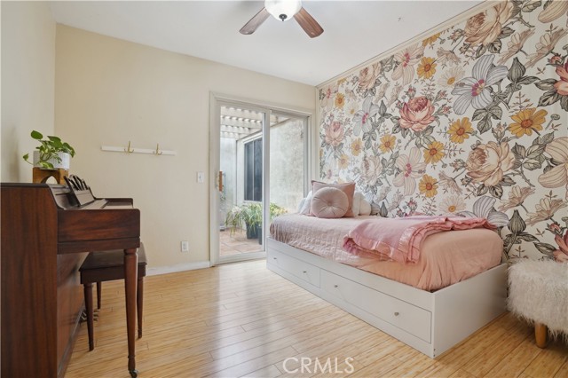 1027 W Rainbow Falls Way, Orange CA: https://media.crmls.org/medias/d2f72569-ab31-44a5-9d2f-7815847ee171.jpg