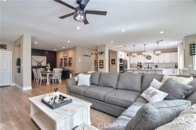 Detail Gallery Image 7 of 62 For 29419 Shady, Murrieta,  CA 92563 - 5 Beds | 3 Baths